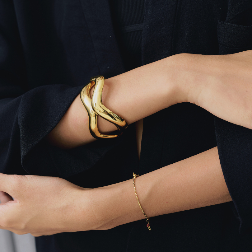 Bemet waving bangle กำไลสแตนเลสแบบสวม