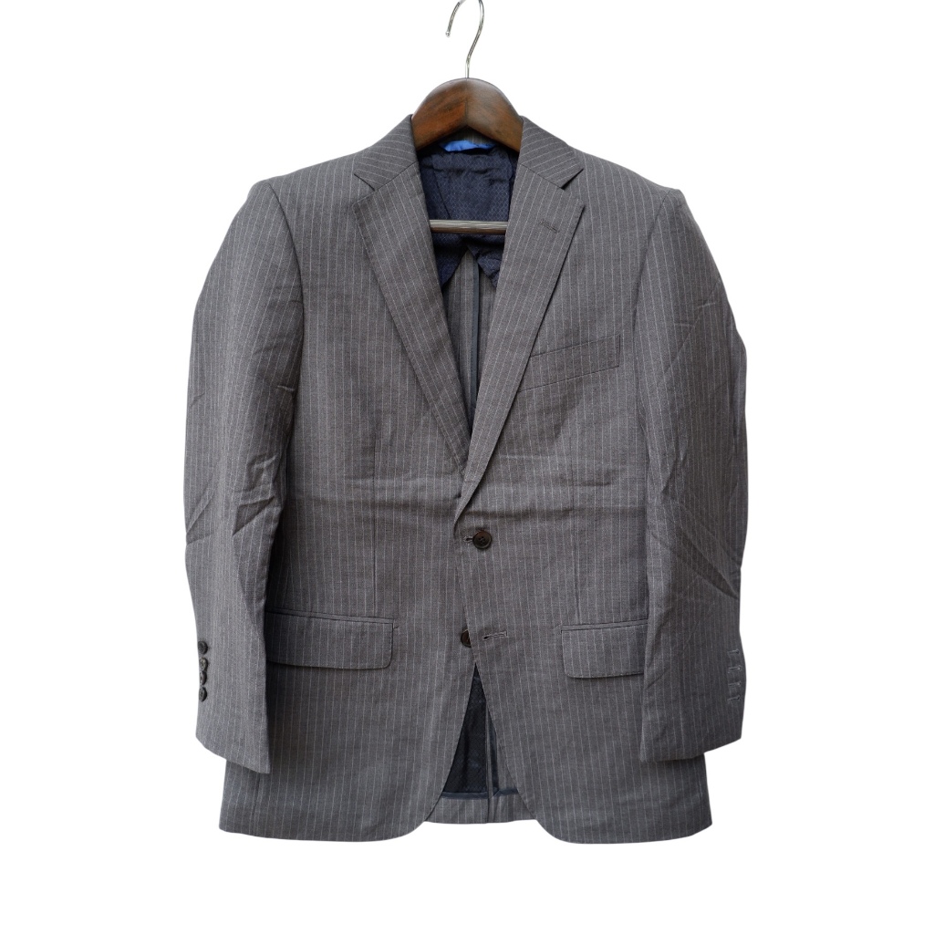 สูท Zegna อก39 ผ้าWool สีเทาอ่อน Japan Half Canvas Real Buttonhole สูทผู้ชาย สูทผู้หญิง สูทแบรนด์เนม