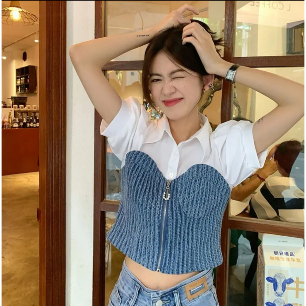 พร้อมส่ง🔥 เสื้อเชิ้ตสีขาวเย็บผ้ายีนส์เวอร์ชั่นเกาหลี เสื้อเชิ้ตทำงานแขนสั้นทรงสลิมฟิตย้อนยุคใหม่ 2 สี