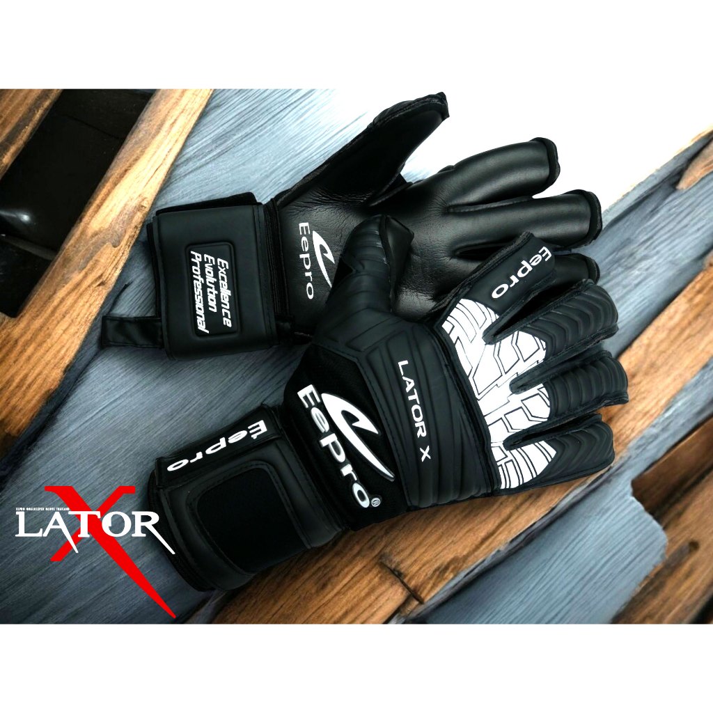 ถุงมือผู้รักษาประตู EEPRO  (EG10D3)