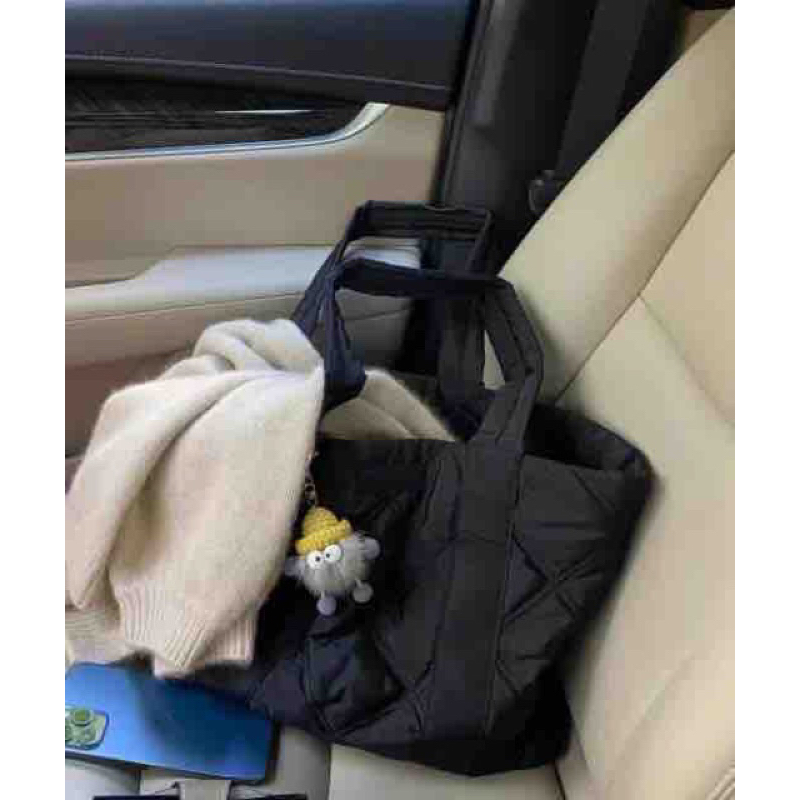 Amaeing song bag กระเป๋าสะพายข้างสามมิติ