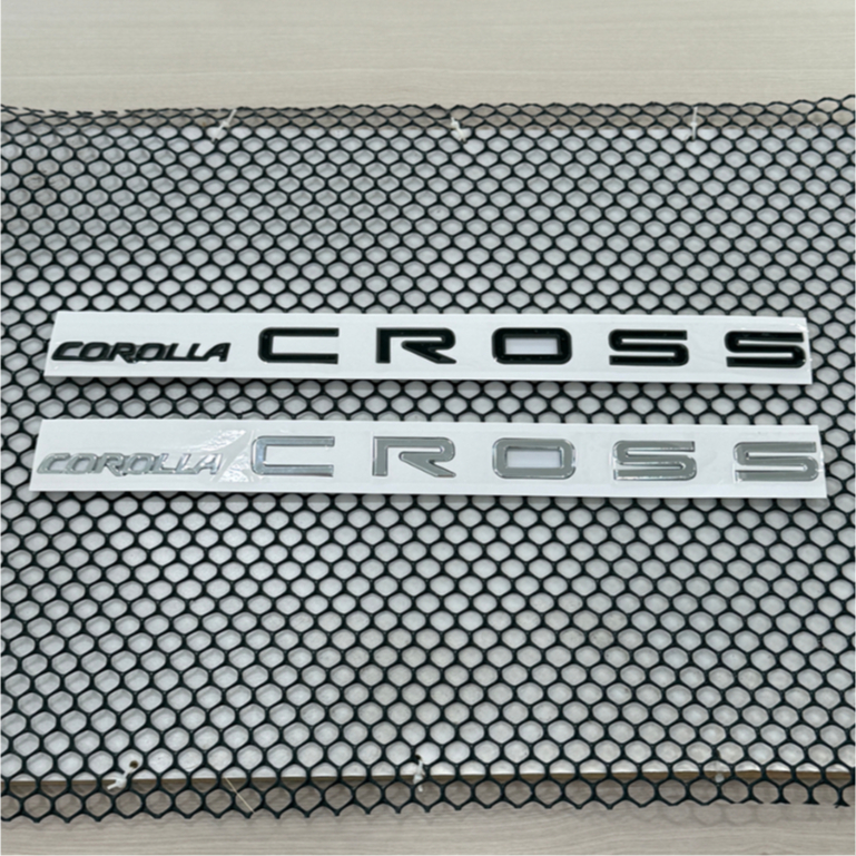 โลโก้ ติดฝาเปิดท้าย สำหรับ TOYOTA COROLLA CROSS โตโยต้า โคโรล่า ครอส
