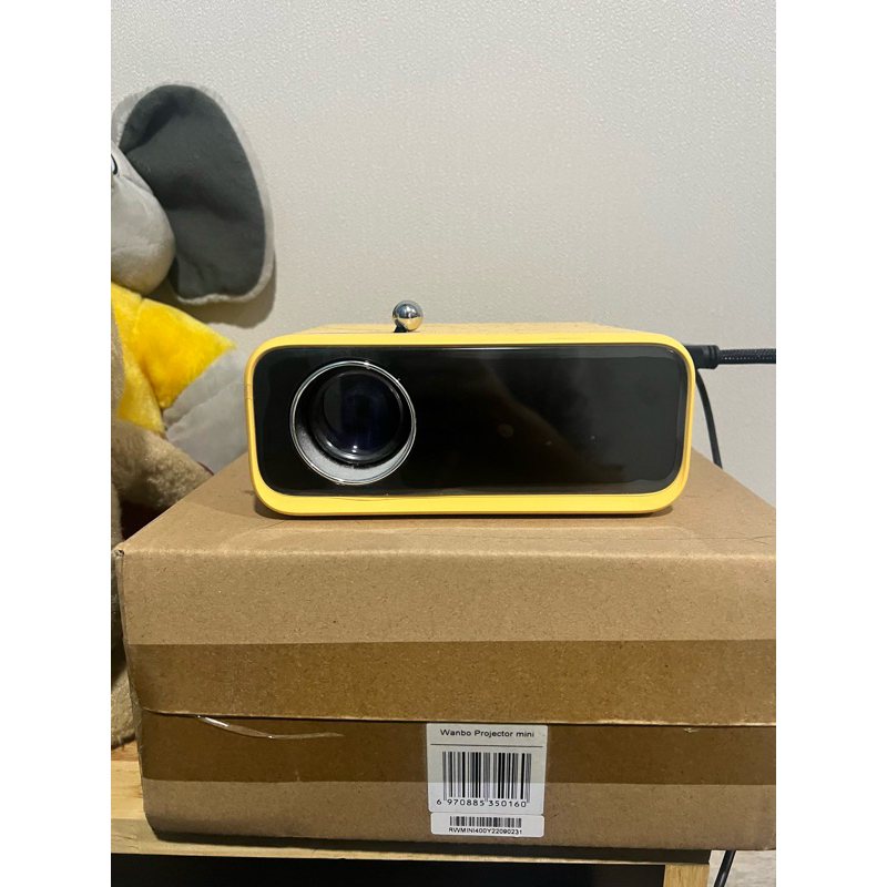 Wanbo Mini Projector สีเหลือง