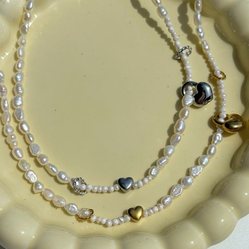 play.palette - Cin Cin heart necklace