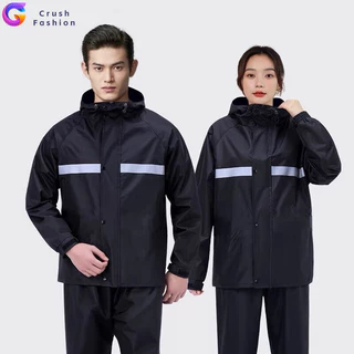Crush พร้อมส่ง ชุดกันฝน ชุดเสื้อและกางเกงกันฝน มีแถบสะท้อนแสง เสื้อกันฝน รุ่นหมวกติดเสื้อ เสื้อกันฝนมอเตอร์ไซค์ เสื้อกัน