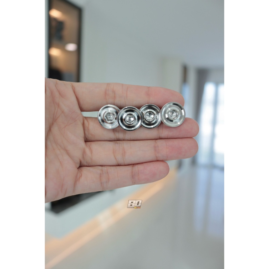 น๊อตยึดจานเลส น๊อตจานดิสมีบูช Honda สำหรับใส่จานเดิม Wave/Giorno/Lead อื่นๆ งานเฮงสกรูCnc