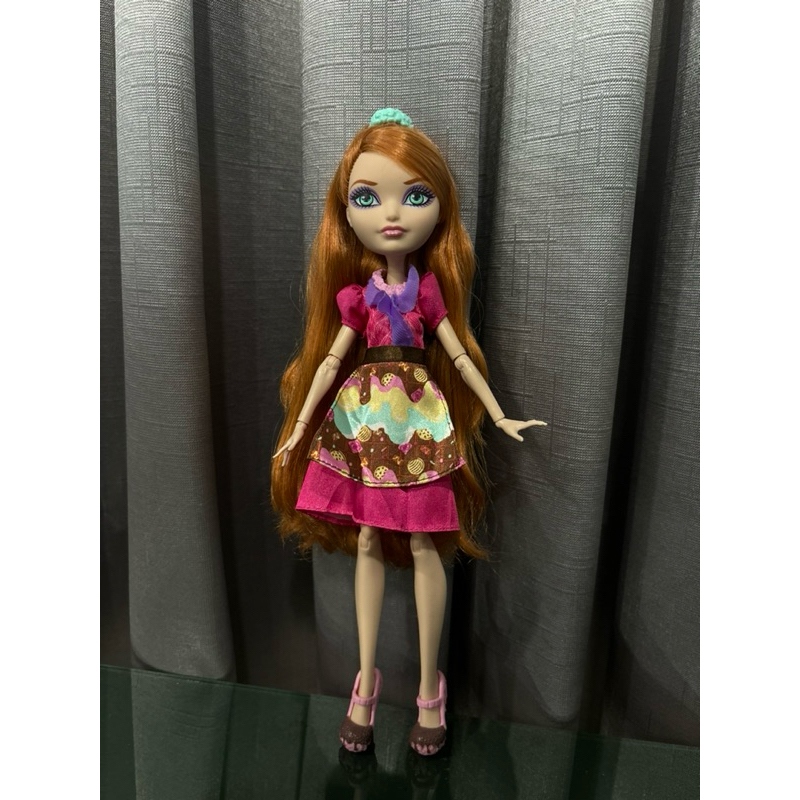 Ever After High ฮอลลี่ (รุ่นอบขนม)