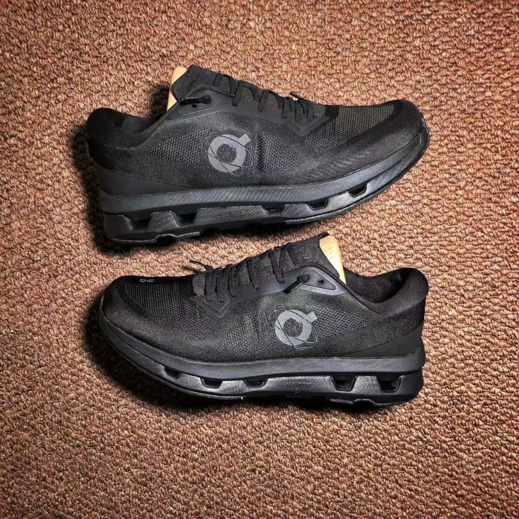 📦จัดส่งฟรี📦Cloudtilt Cloudzone Kith เบานิ่มสบายสายเดิน รองเท้าผ้าใบชายหญิง ไซส์ปกติ Co-branded edition - รูปที่ 7