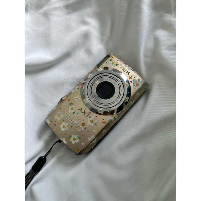 กล้องดิจิตอล Canon ixy10s รุ่นฮิตอินฟลู