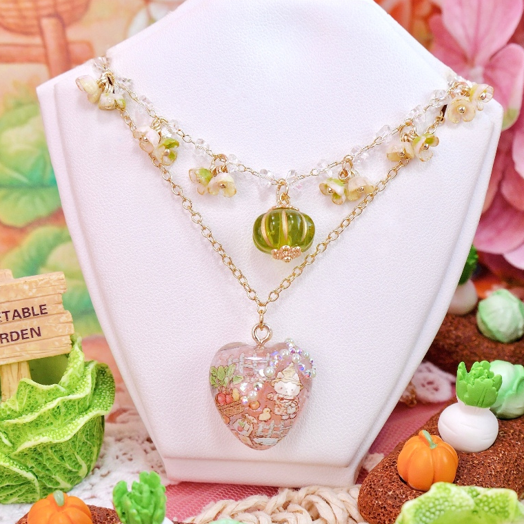 A113 สร้อยคอแดดอุ่นในแปลงผักเหมียว - Sunnyheart Garden Meow Necklace 14K 40 - 45 cm พร้อมกล่องชมพู