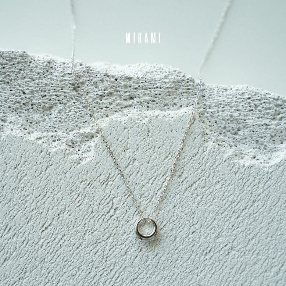 MIKAMI สร้อยคอเงินแท้ 925 MOONLET Necklace