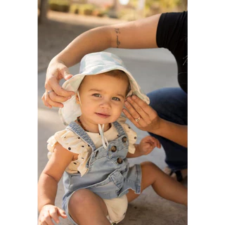 Tiny Twinkle หมวกกันแดดสำหรับเด็ก (Flap Hat) ไซส์ S–L ปรับขนาดได้ ป้องกันรังสี UV UPF 50+ น้ำหนักเบาแห้งเร็ว หมวกเด็ก