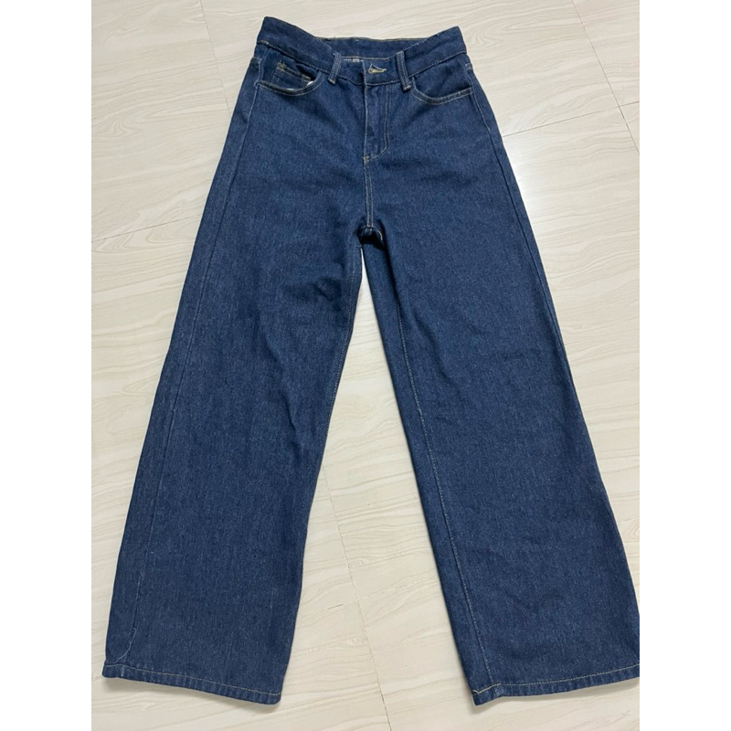 ส่งต่อกางเกงยีนส์ BELIN STAR