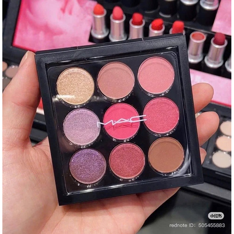 แท้💯% MAC Eyeshadow พาเลททาตา 9 เฉดสีสวยสีแน่นชัด แต่งได้หลายลุคค่ะ พร้อมส่ง ของแท้รับประกันค่ะ ❤️