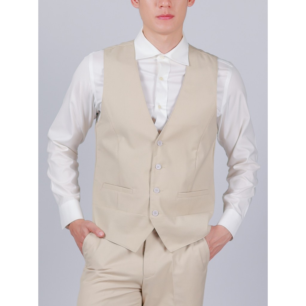 เสื้อกั๊กสีครีมทรงเข้ารูปมีบริการหลังการขาย ผ้าอย่างดีใส่สบาย คนไทยขายคุยรู้เรื่อง ส่งของทุกวัน