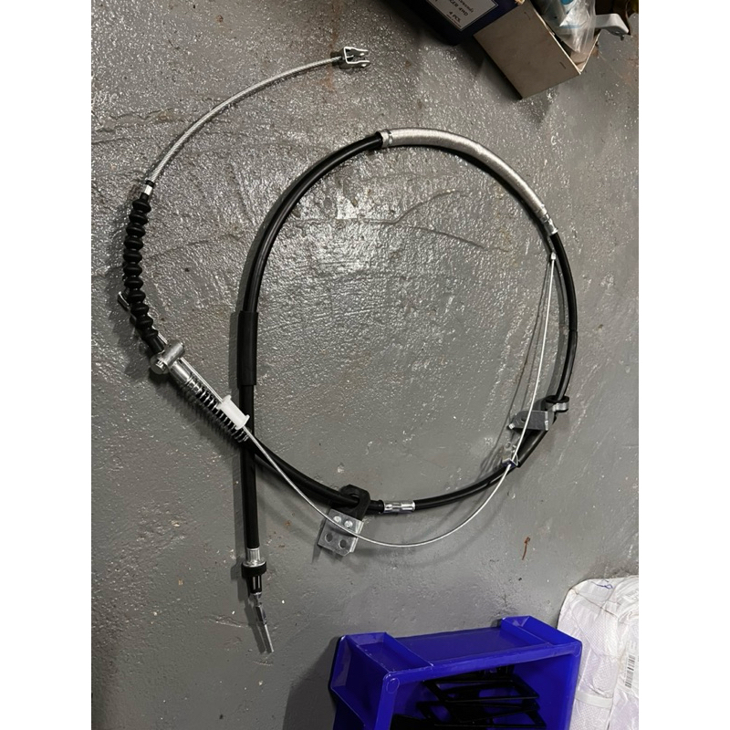 สายเบรกมือToyota Land Cruiser vx80