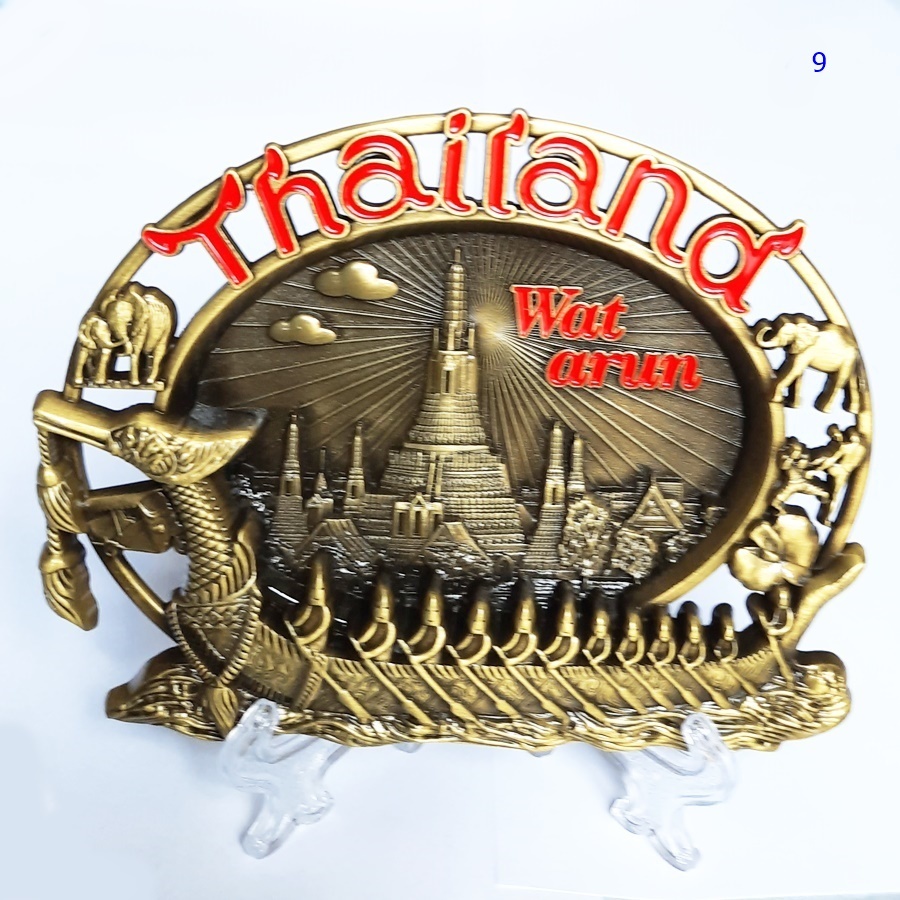 จานโชว์รูปเรือสุพรรณหงส์และวัดอรุณสีทองพร้อมขาตั้ง  ของที่ระลึกจากไทย ของฝากสไตล์ไทย ของตกแต่งบ้าน ของประดับบ้าน ของสะสม