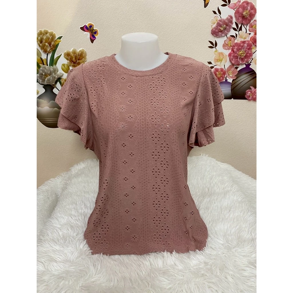 เสื่้อสีดำ เสื้อลุกไม้ผ้าฉลุ แขนระบานสองชั้น ทรงสวย เสื้อแฟชั่นรุ่นติดเทรนกำลังฮิต รุ่น912
