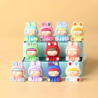 มเดลเรสซิ่ง กระต่ายแก้มป่อง มีทั้งหมด11สีขนาดคละสี 1ชิ้น  สูงประมาร3-4เซ็น สีสดใส สีชัดเจนทุกสี