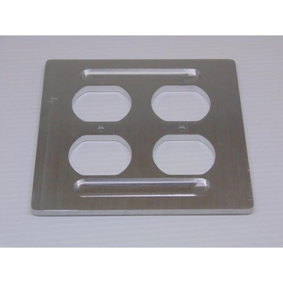 ฝาอลูมิเนียมและคารบอนยาวครอบปลั๊กหนา 5 มิล ยาว แบบ 2 ช่อง และ 4 ช่องเฉพาะฝา ไม่รวมปลั๊ก.. - รูปที่ 7