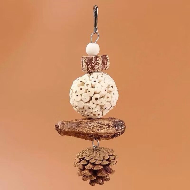 B-100 ของเล่นนกแก้ว วัสดุธรรมชาติ ของเล่นกัดแทะ แขวนไว้บนกรงได้ 23.5*10cm