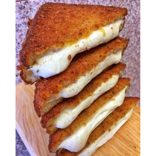 ชีสก้อน 2.3 กก.(Arla) ชีสยืดๆ คุณภาพดีจากเดนมาร์ก🇩🇰