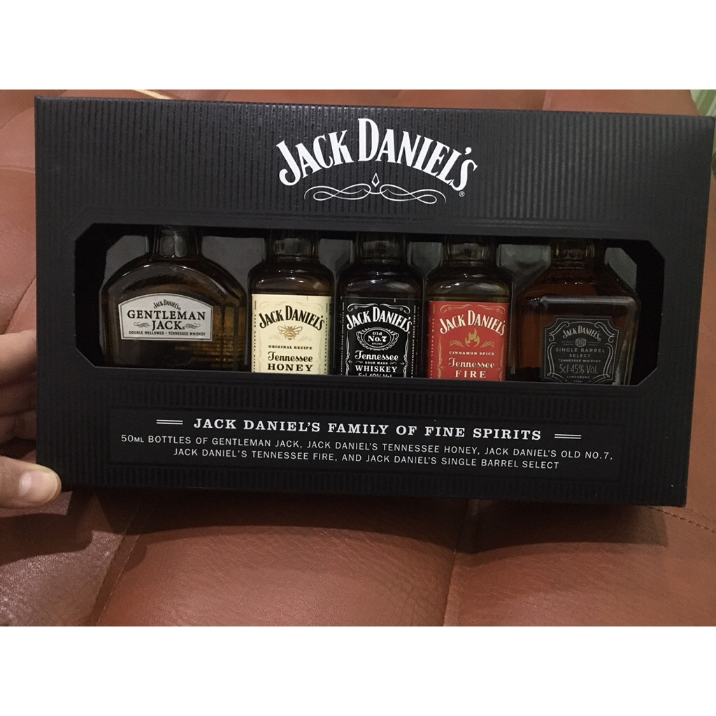 JACK DANIELsเหล้าจิ๋วของจริงดื่มได้ เหล้าขวดเล็ก เหล้ามินิ เหล้าสะสม