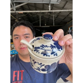 โถเครื่องปรุงลายดอกไม้สีครามL โถใส่เครื่องปรุงเซรามิค โถใส่น้ำปลาพริก รวมช้อน ขนาด4 นิ้ว (กว้าง 10 ซม. x สูง 10 ซม.)
