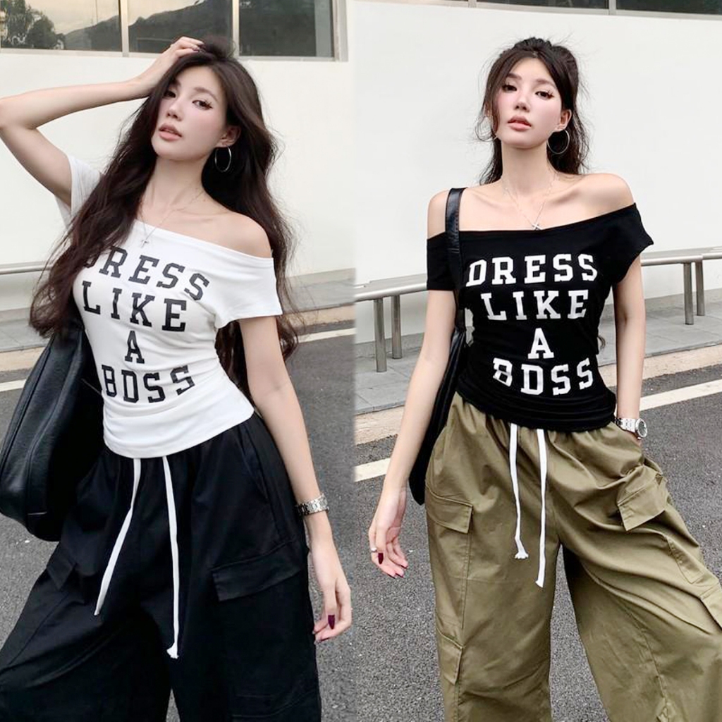 เสื้อยืด เสื้อปาดไหล่ ทรงเข้ารูป อักษรสวย ผ้ายืดได้#2317