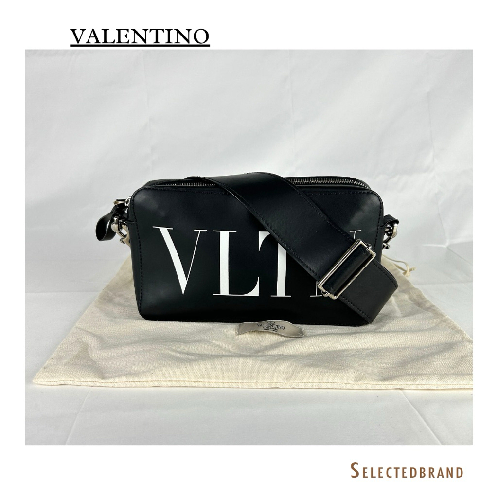 Garavani VLTN Messenger bag