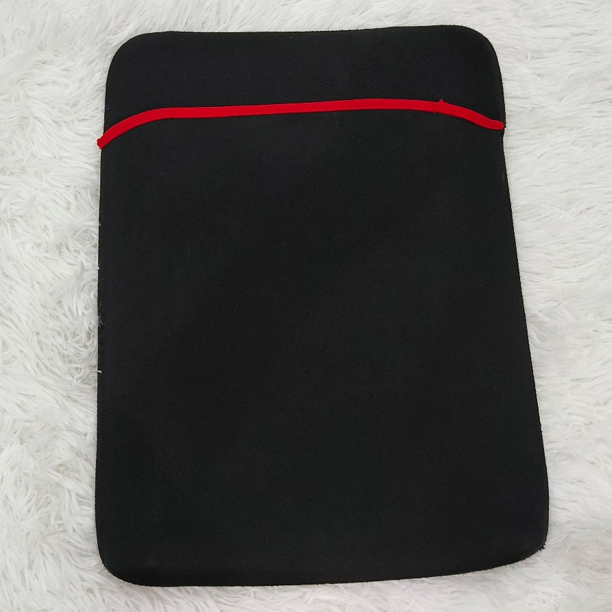 (มือสอง) ซองใส่ Laptop ขนาด 15.6 นิ้ว