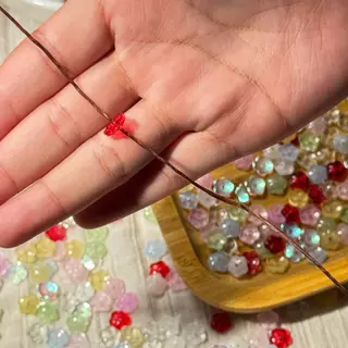 (ส่งจากไทย!!) ลูกปัดแก้วดอกไม้จิ๋ว 8 มิล 10 ชิ้น จี้ลูกปัดทำเครื่องประดับ DIY