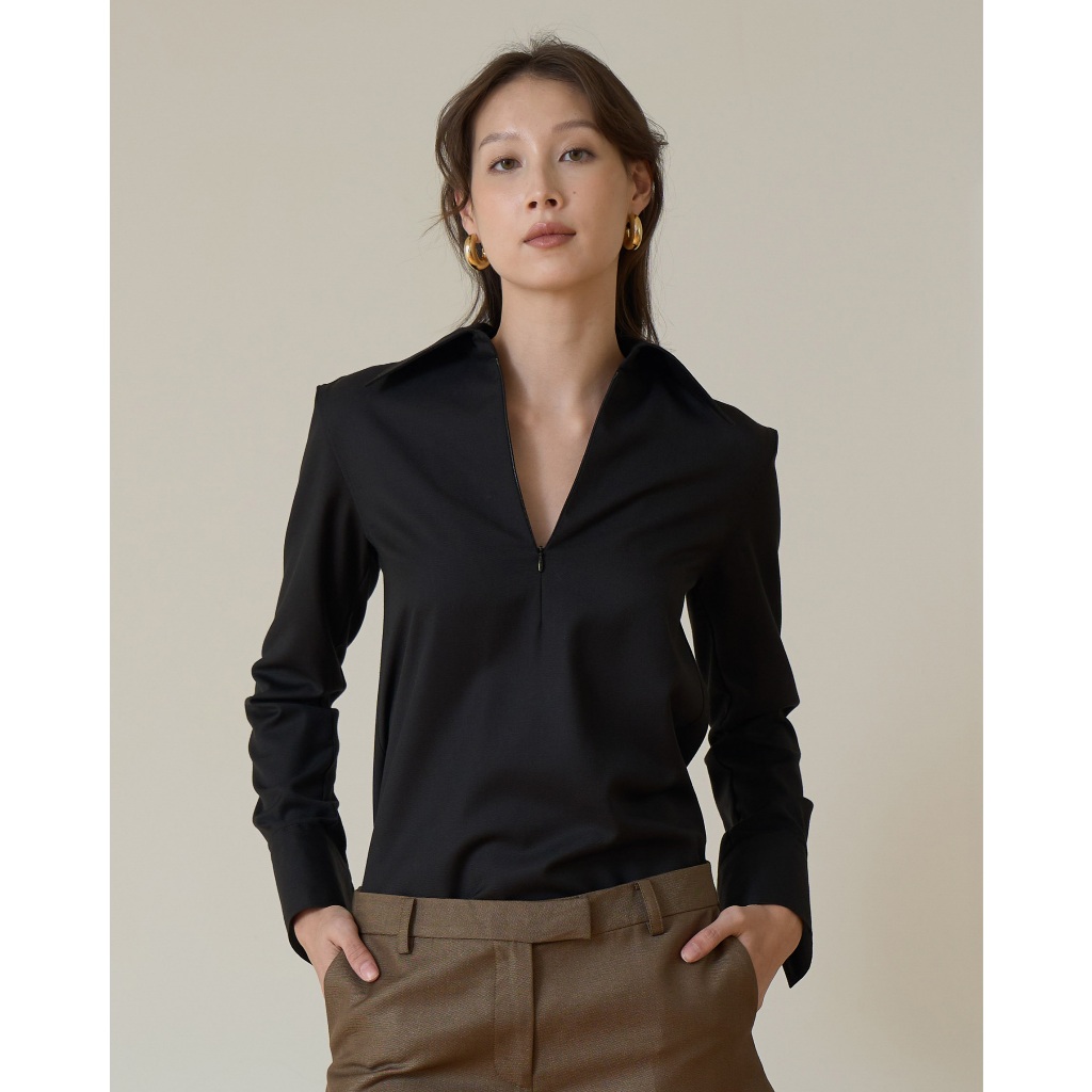 Patcha.co - Hailey Black Shirt With a Zip-Up Cassaro Fabric เสื้อเชิ้ตสีดำแขนยาว- PCCT032