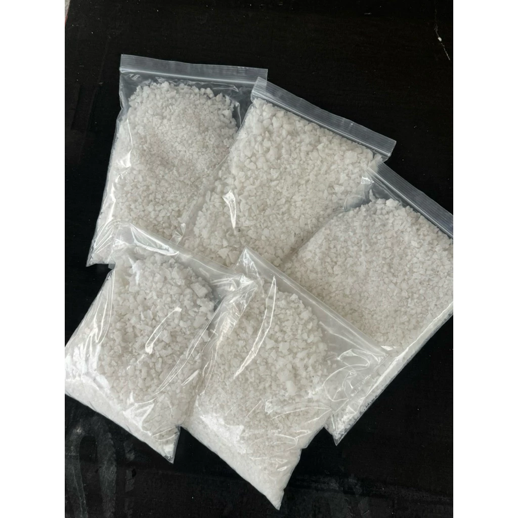 เกลือสมุทรใช้รักษาปลาในบ่อและตู้ เกรดพรีเมี่ยม ปากแห้งอย่างดี ขนาด 1-5 kg. thumbnail 8