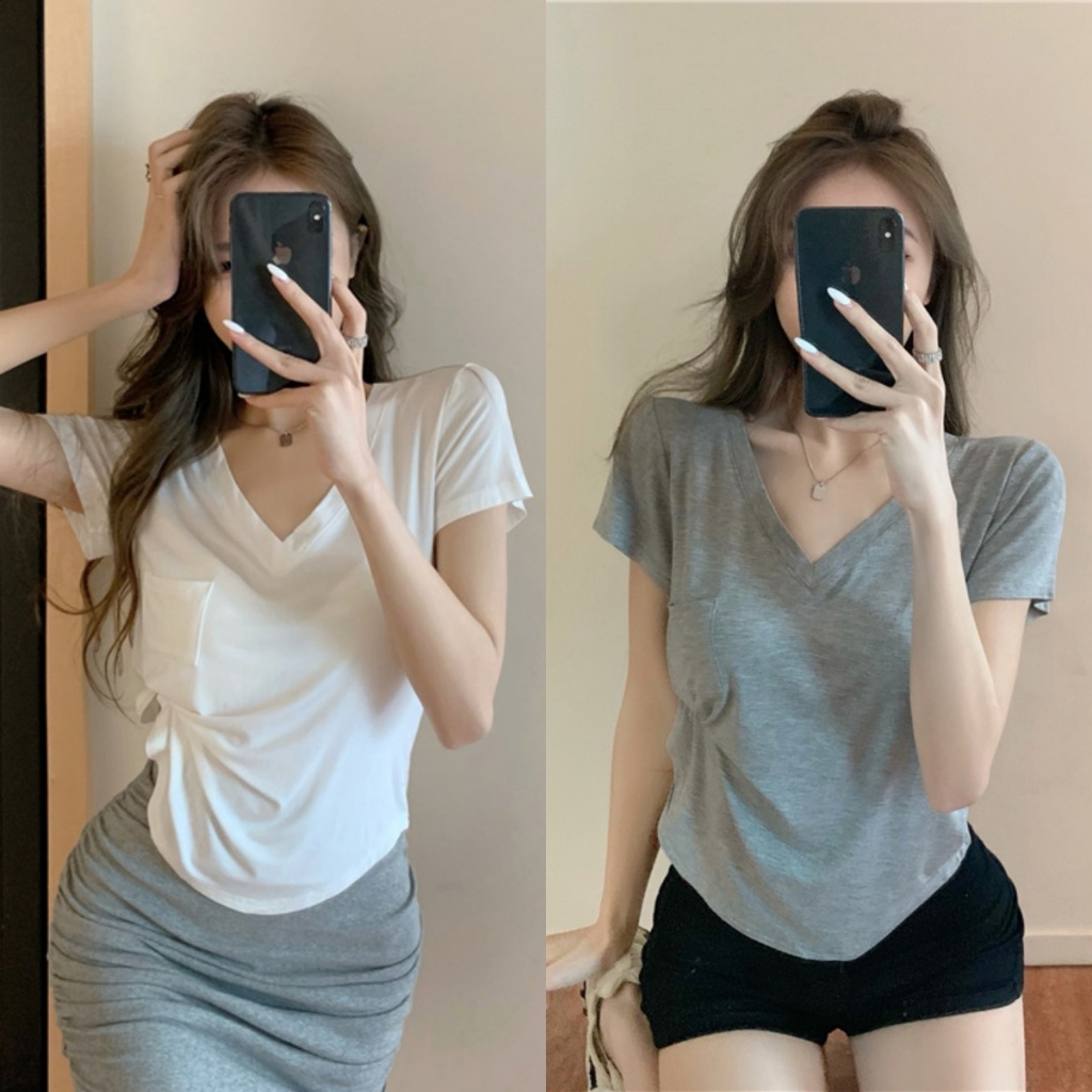 เสื้อยืดผู้หญิง คอวี แขนสั้น สีพื้น ผ้าใส่สบาย แมตช์ได้กับทุกสไตล์