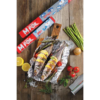 อลูมิเนียมฟอยล์ เอ็ม ฟอยล์ ยี่ห้อ M Foil ขนาด 30 ซม. x ยาว 25 ฟุต. และ หน้ากว้าง 45 ซม.x ยาว 37.5 ฟุต.
