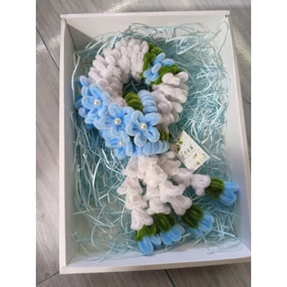 (พร้อมส่ง)พวงมาลัยลวดกำมะหยี่วันแม่ครบเซ็ตยกกล่อง🌷