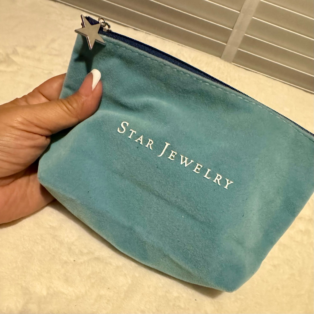 กระเป๊าใส่เครื่องสำอางค์ " s t a r  j ew e l r y" ➰♥️ 🌹19x10 cm.หนา 3 cm. 🌹
