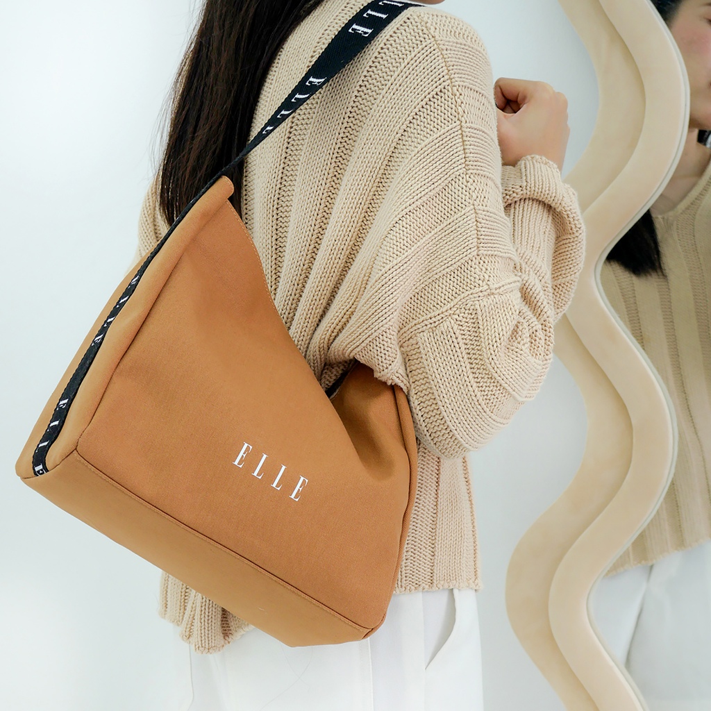 ELLE HOBO BAG กระเป๋า ผ้าแคนวาส มีให้เลือก 3 สี รุ่น EWG003
