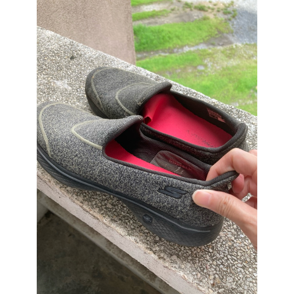 Skechers Women GOwalk 4 สเก็ตเชอร์ส รองเท้าผู้หญิง มือสอง