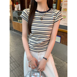 เสื้อยืดเเขนสั้น เสื้อคอกลมเเขนสั้น ลายสลับสีสวย ลายทางสีสวย เรียบง่าย เข้ากับทุกสไตส์ #020322