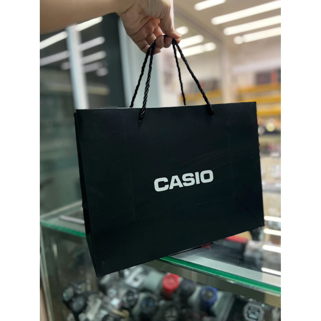 ถุงกระดาษ อย่างดี เนื้อด้าน casio g-shock bag ตัวหนังสือคนละด้าน