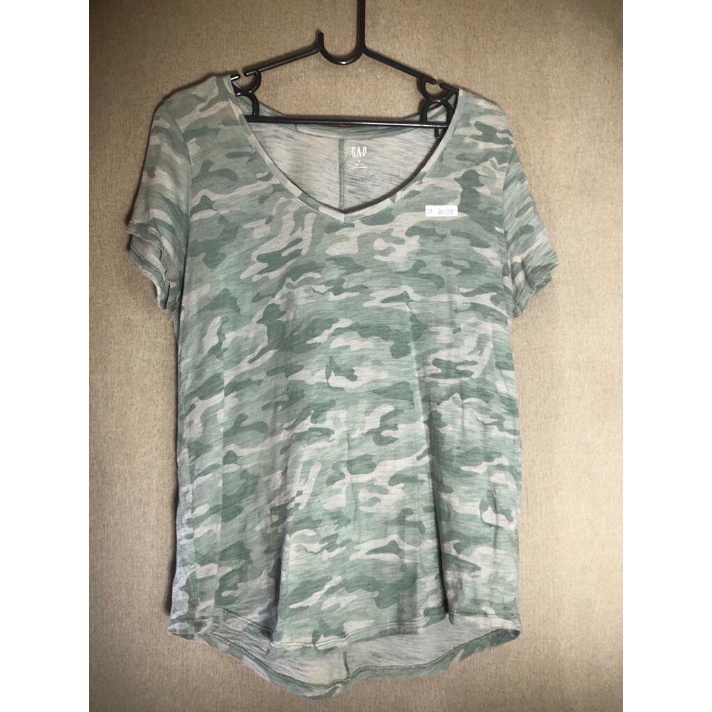 เสื้อยืดลายพรางคอวีGAPอก42