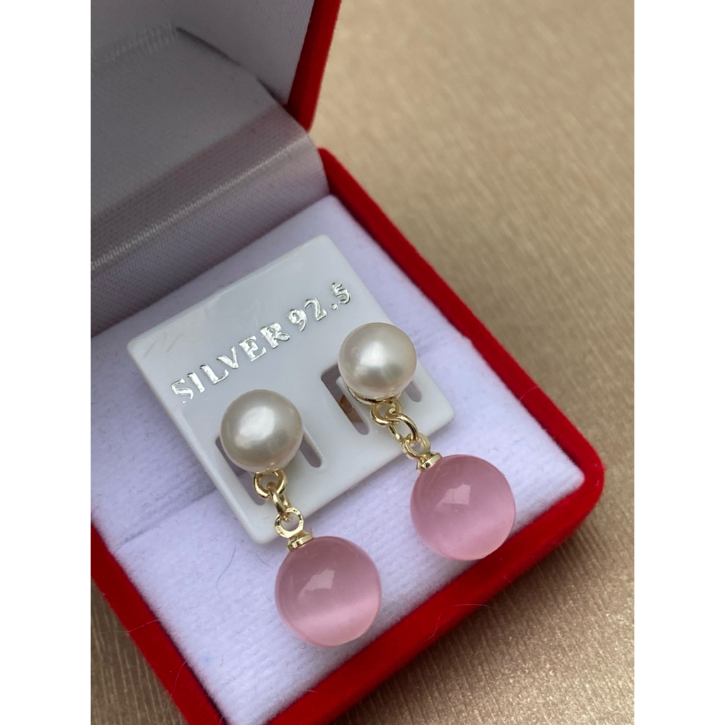 ต่างหูไข่มุกแท้สีขาว+หินตาแมวชมพู มีกล่องและใบรับประกัน
