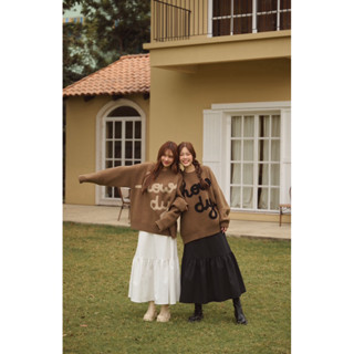 [New with tag] Howdy skirt กระโปรงยาว มี 2 สี (ใช้ส่วนลดได้)