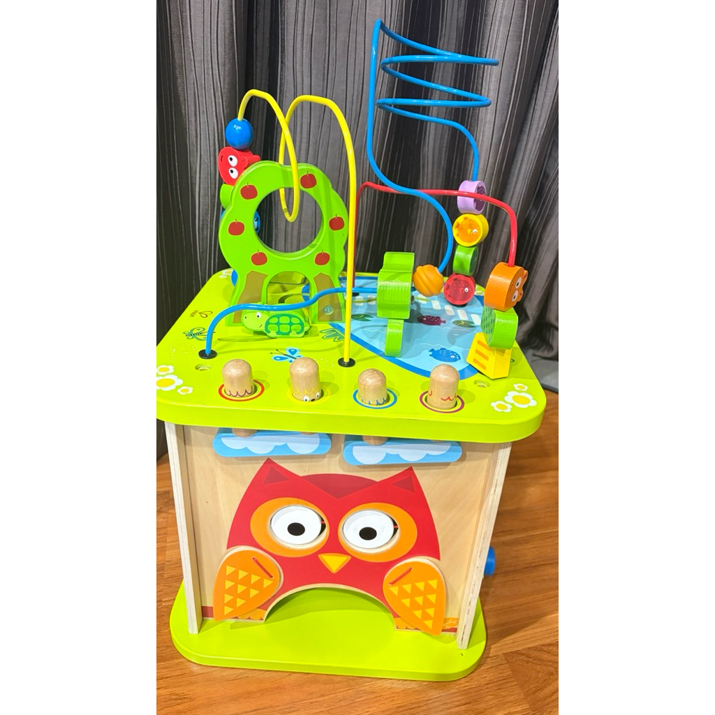 Hape  Wild Safari Adventure Center