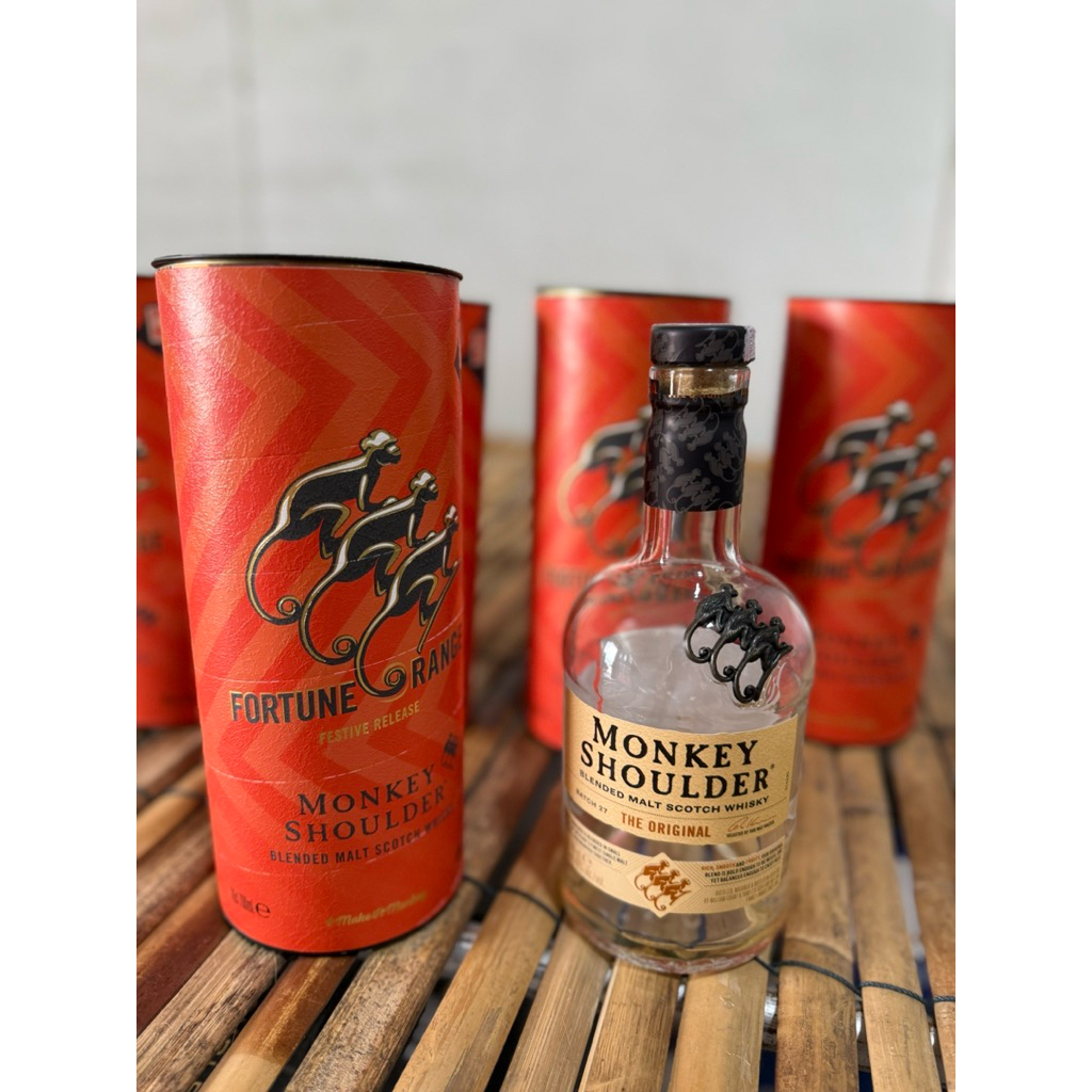 ขวดเหล้าเปล่า Monkey Shoulder พร้อมกล่อง สวยใหม่
