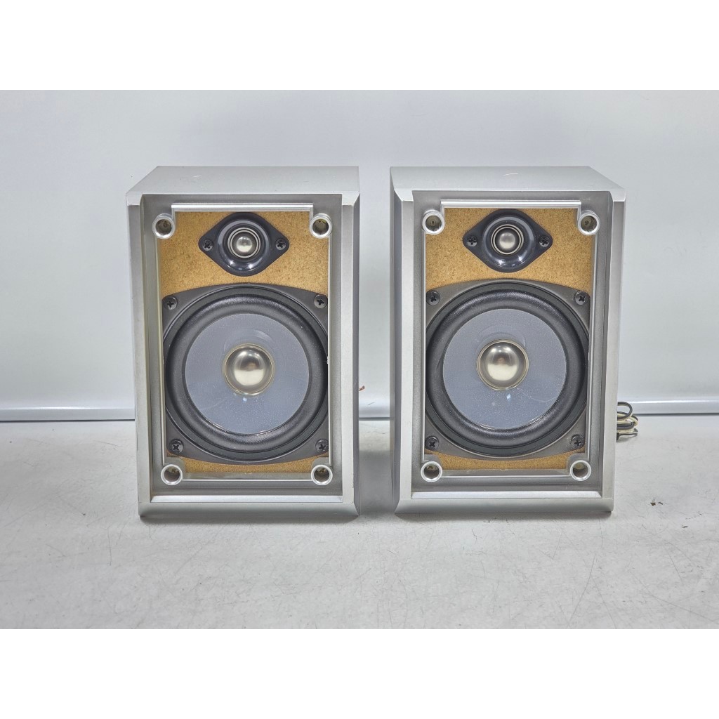 BC27 ลำโพงมือสองญี่ปุ่น 1 คู่ (386) YAMAHA NX-VS10M 50W 6 โอห์ม Woofer 3.5 นิ้ว Size ตู้ 12.5x14x18.