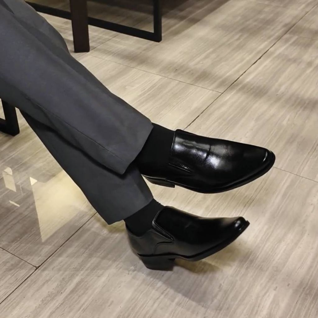 The dragon shoes รองเท้าคัทชูหัวแหลมเรียบ รุ่นLL ทรงสวยเก็บรูปเท้า หนังวัวแท้ หนังนิ่มมัน พื้นเย็บ - รูปที่ 4