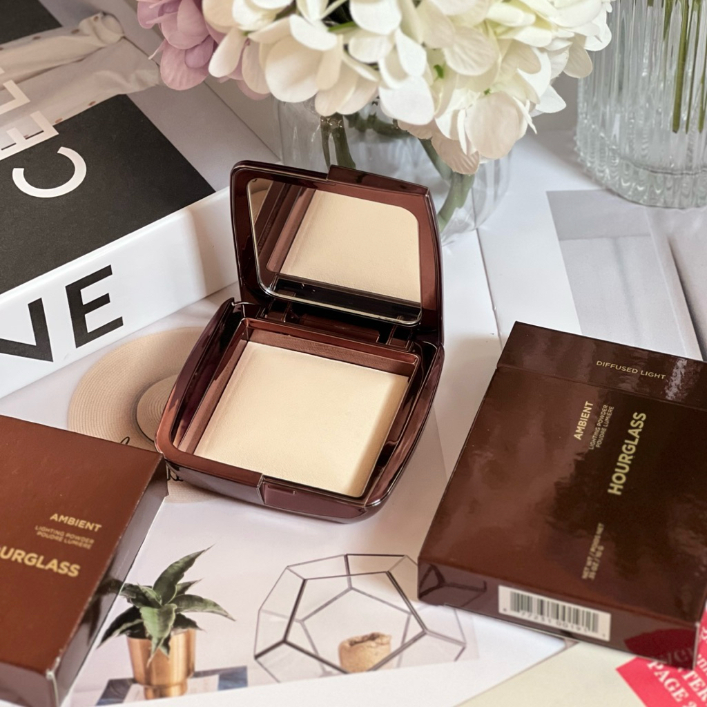 ⚡️พร้อมส่ง 💕หิ้ว/ป้ายไทย⚡️ Hourglass Ambient Lighting Powder สี Diffused light 10 g